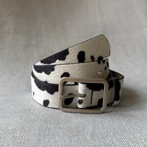 Cowhide print fur black and white MENS1